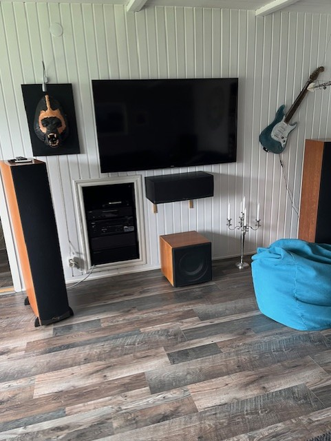 Anthem, Denon, Klipsh, Rel Anthem, Denon, Klipsh, Rel - Bild 1 av 1