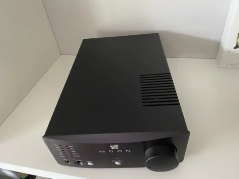 Moon 230 HAD H&ouml;rlursf&ouml;rst&auml;rkare/Dac/F&ouml;rsteg