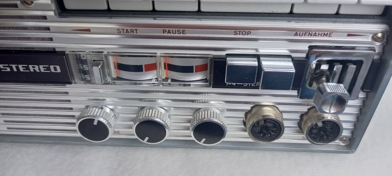 UHER 4400 REPORT STEREO