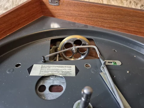 AGA Lenco L70