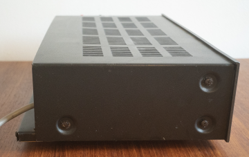 NAD 3020 Stereo Integrated Amplifier (1980-88)