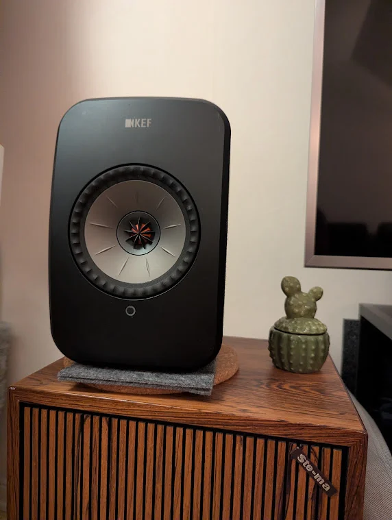 KEF LSX, Svart - Bild 1 av 2