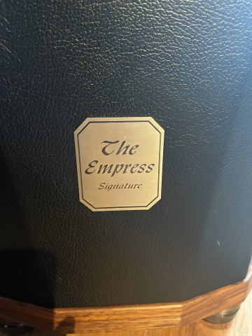 Peak Consult The Empress Signature  V