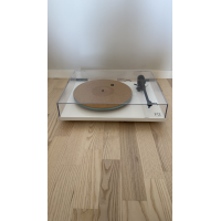Rega Planar 2 m. Elys 2 pickup