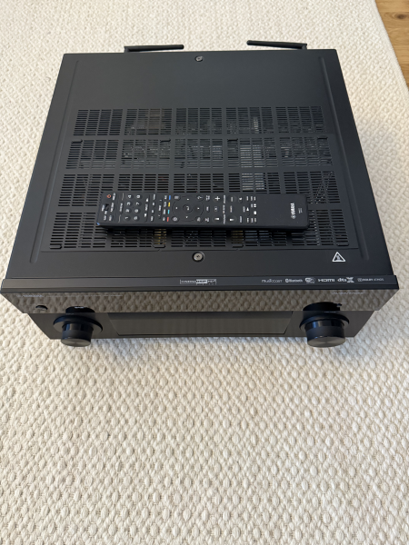 Yamaha RX-A2080 svart - Bild 2 av 3