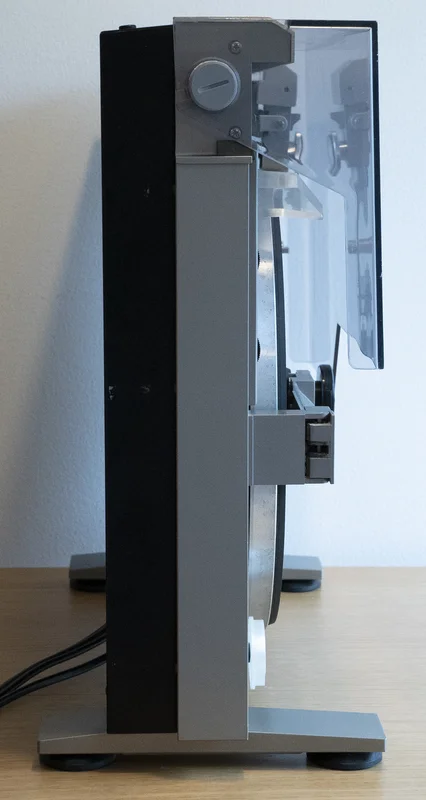 Mitsubishi LT-5V Vertical Linear Tracking Turntable (1980-1984) Mitsubishi LT-5V Vertical Linear Tracking Turntable (1980-1984) - Bild 8 av 8