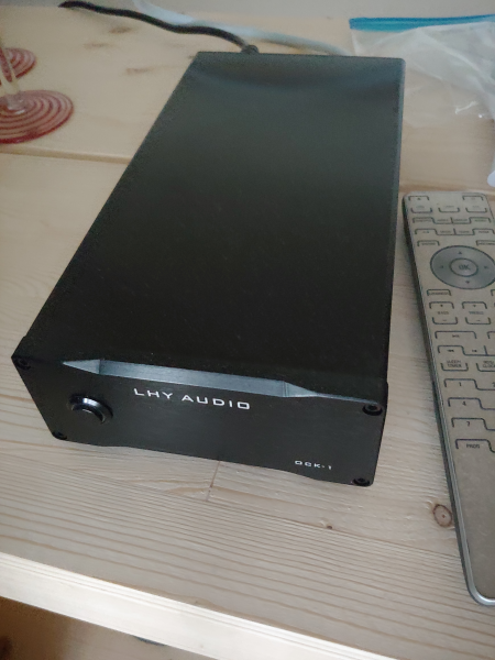 Audio GD R7HEMK2 R2R Dac + LHY OCK-1 10mhz clocker - Bild 2 av 3