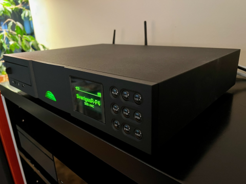 Naim Uniti 2 Allt-i-ett förstärkare i perfekt skick. Naim Uniti 2 Allt-i-ett förstärkare i perfekt skick.