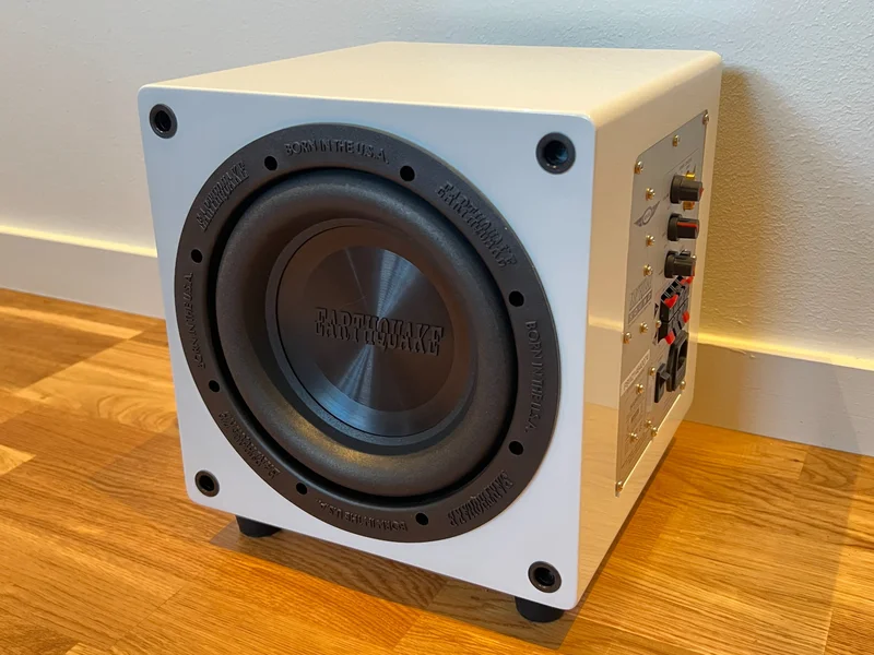 Superkompakt Sub, Earthquake MiniMe P8W V2 - Bild 2 av 5