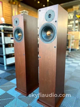 ProAc Response D15