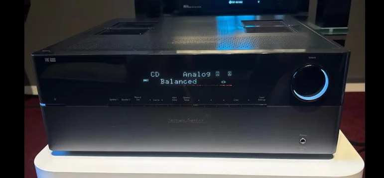 Harman Kardon HK990 Integrerad f&ouml;rst&auml;rkare svart - Bild 1 av 3