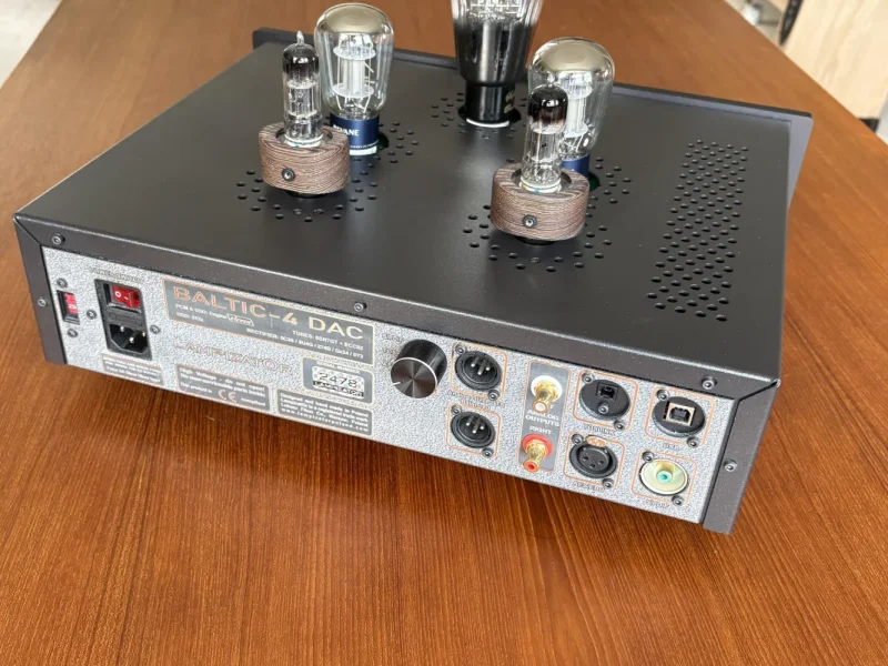 Lampizator Baltic 4, med riktigt fina r&ouml;r! - Bild 2 av 2