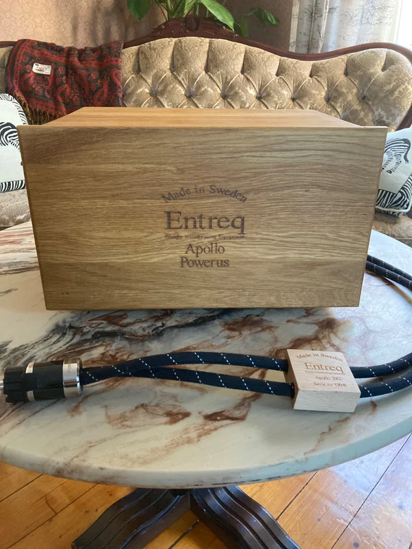 Entreq Apollo Powerus - n&auml;tlist  - Bild 1 av 2