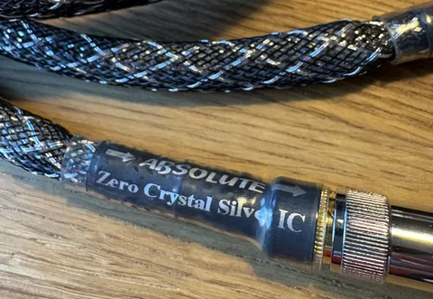 Acoustic zen absolute RCA, topp modell