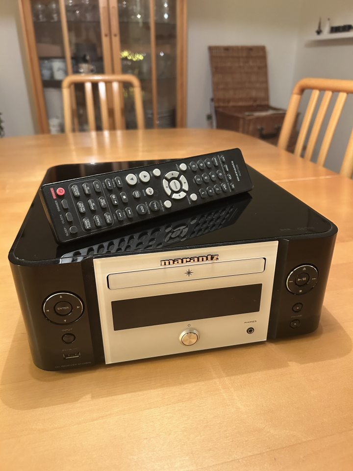 Marantz M-CR610 CD Receiver