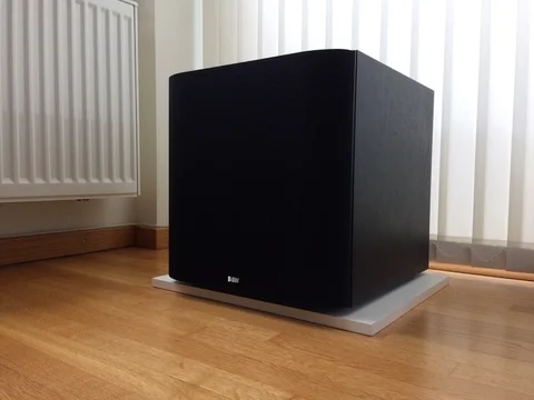 BOWERS & WILKINS "SubWoofer" ASW600 (10-tums) B&W / Fint Skick.!