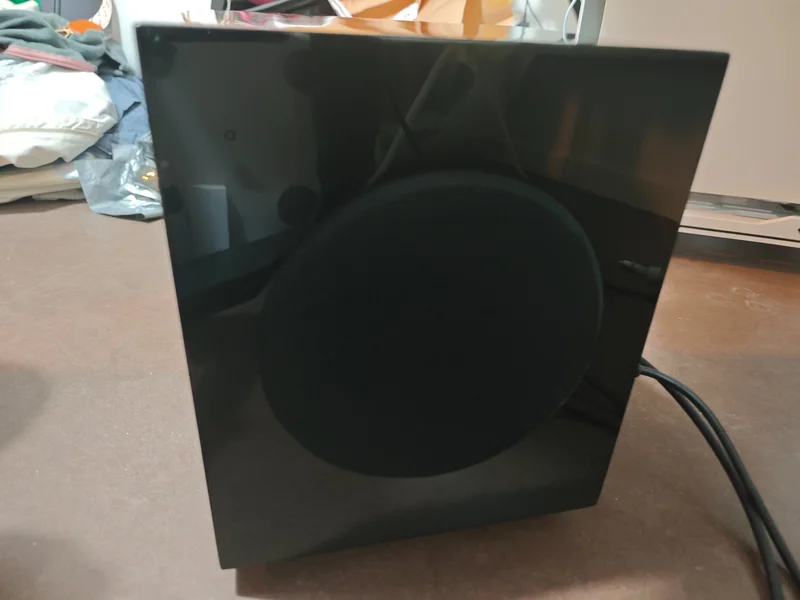 Quad LF66 active subwoofer - Bild 3 av 6