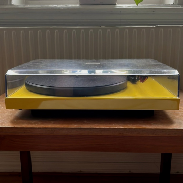 Pro-Ject Debut Carbon Turntable with Eve Audio Speakers and NAD Phono Preamp