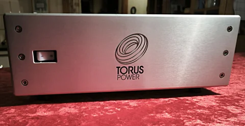 Torus strömrenare, modell RM8 CE CS, med 5 uttag