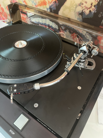 Thorens TD-126   