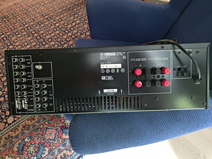 Yamaha AX-700 stereoförstärkare med phono