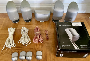 5 st Bowers & Wilkins M1-högtalare