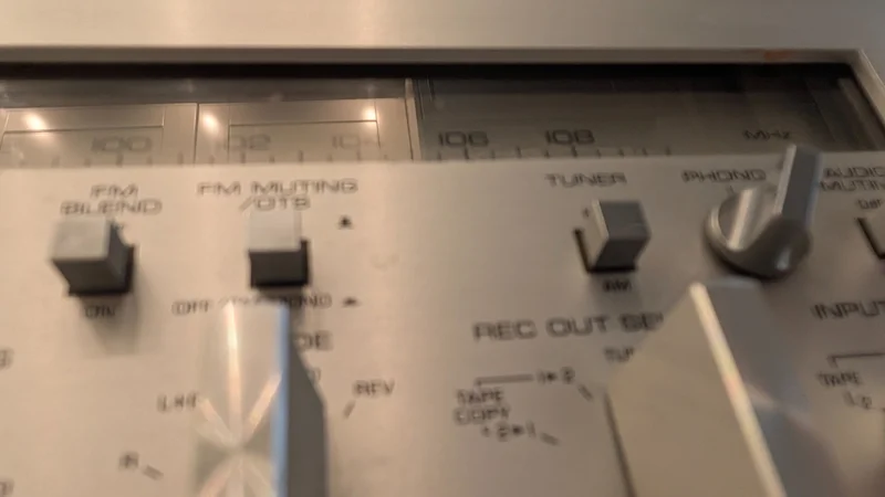 Yamaha CR-1020 Yamaha CR-1020 - Bild 2 av 14