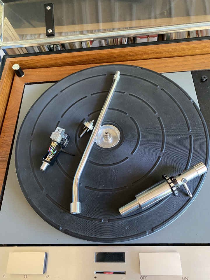 Thorens TD-125 SME Plinth Stax UA-70