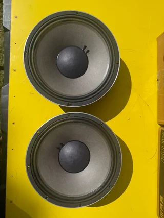 JBL 2202H 8ohm 1 par mycket bra skick.