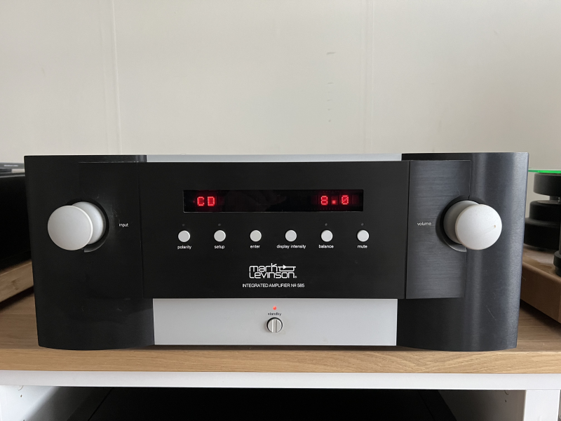 Mark Levinson NO 585 integrerad förstärkare - Bild 1 av 3