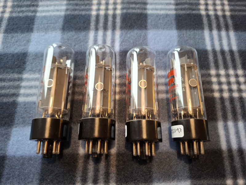 Svetlana EL34 clear top NOS/NIB Matchad kvartett radiorör - Bild 4 av 6