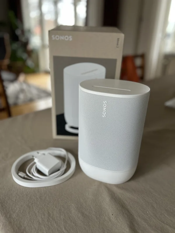Sonos Move 2 h&ouml;gtalare vit i mint condition - Bild 1 av 1