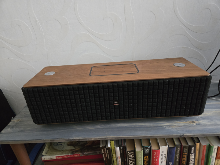 JBL 16 Authentics