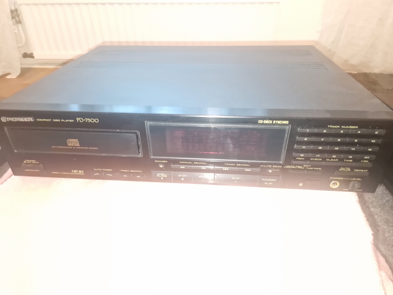 Pioneer  - Bild 1 av 1