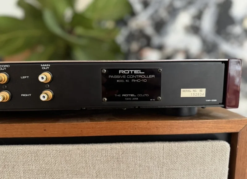 Rotel Michi RHC-10, passivt f&ouml;rsteg - Bild 4 av 4