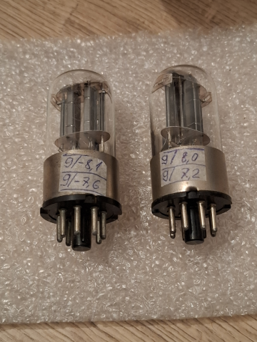 MELZ 6N8S / 6H8C / 1578 / 6SN7 METAL BASE NOS 1955/1956Rare