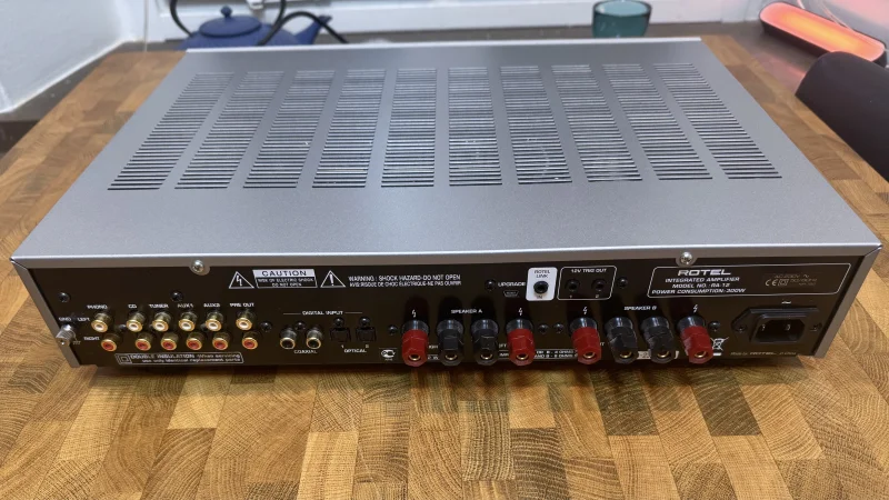 Rotel RA-12 (Silverf&auml;rgad) - Bild 3 av 6