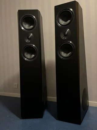 SVS Ultra Tower och Ultra Center Högtalare