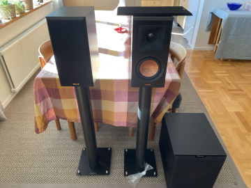 Klipsch RP 500M inklusive stativ