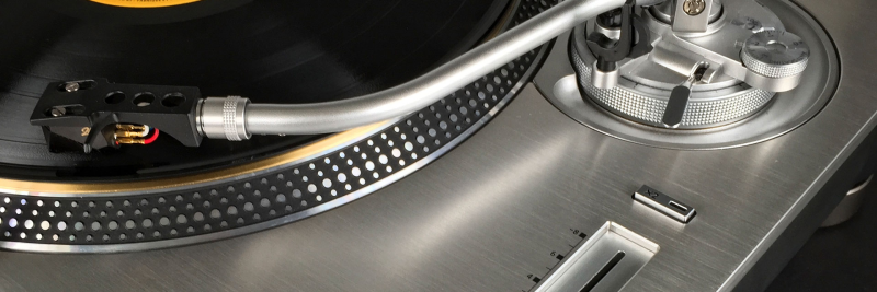 Technics SL 1200G Technics SL 1200G - Bild 1 av 1