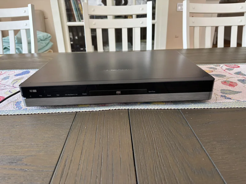 Harman Kardon HD980 i bra skick, tillverkad 2010 Harman Kardon HD980 i bra skick, tillverkad 2010 - Bild 1 av 2