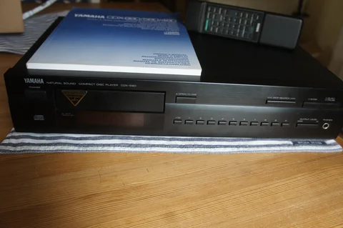 Yamaha CDX-580
