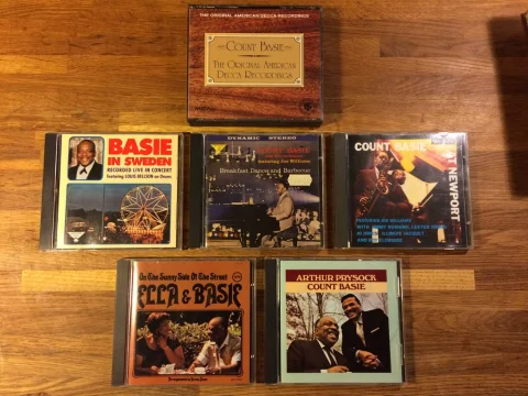 CD - JAZZ - C. Basie / D. Ellington / F. Sinatra / T. Bennett (Fint Skick.!)