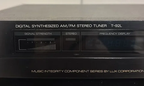 Luxman