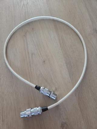 OYAIDE AR-910 XLR Male/Female AES/EBU 5N Pure OCC-Silve...
