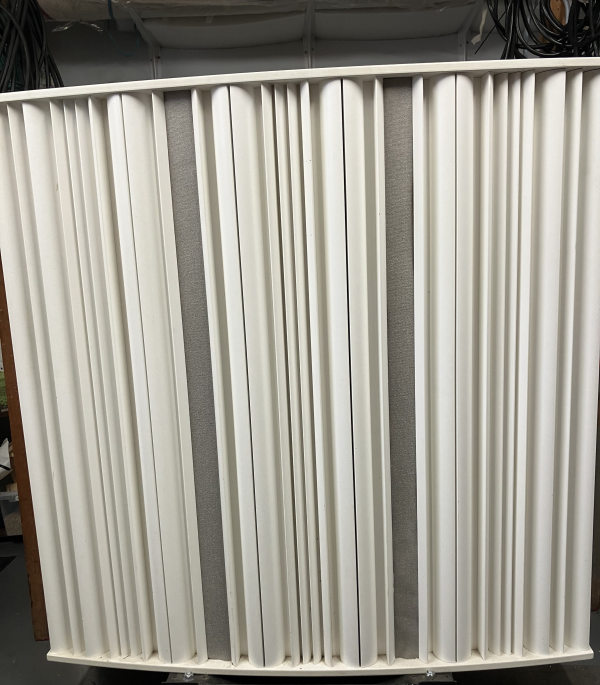 Diffusor , Basfälla - Bild 1 av 3