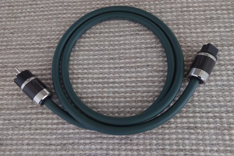 Furutech - Bild 1 av 6
