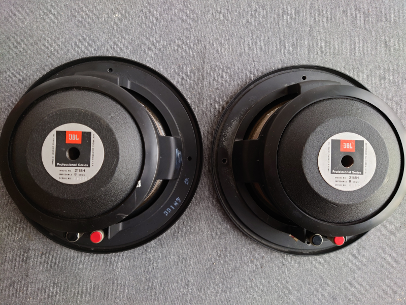 JBL 2118H  - Bild 1 av 2
