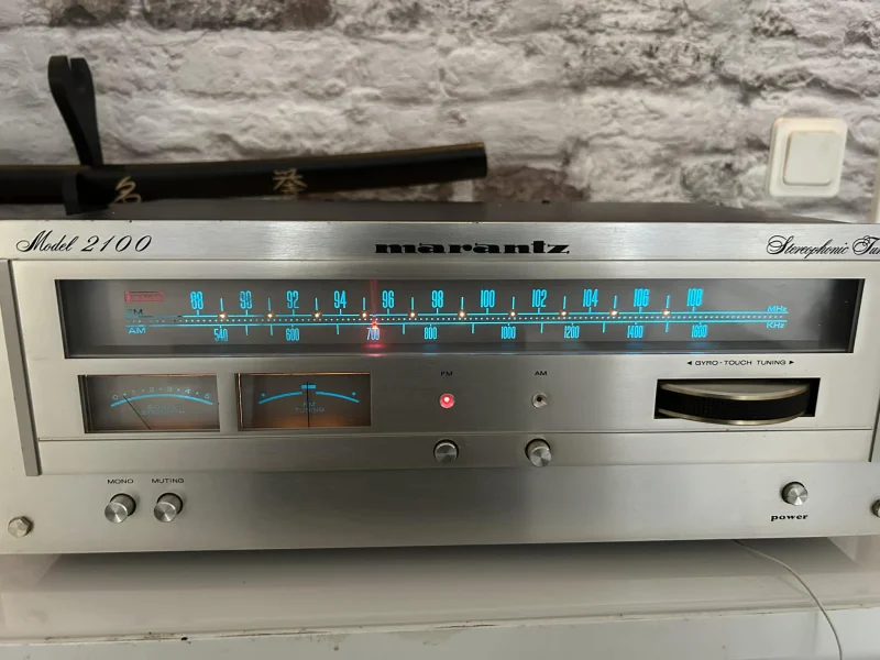 Marantz Model 2100 Stereophonic Tuner - Bild 2 av 7