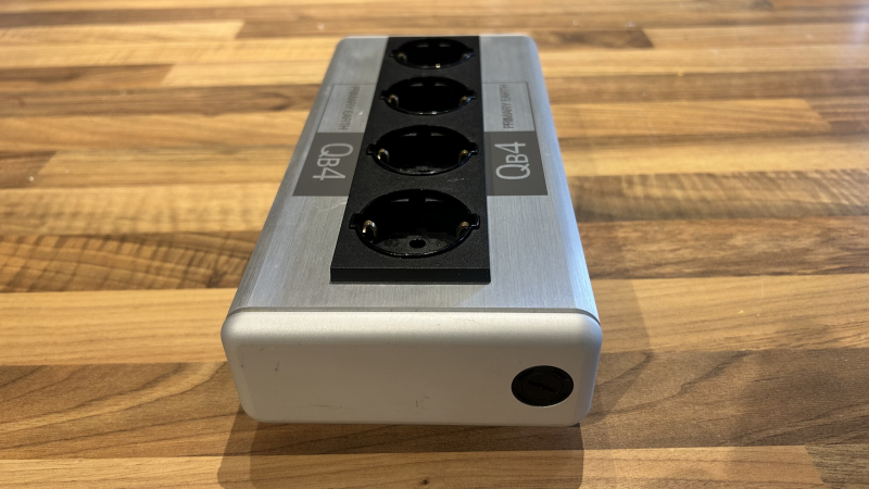 Nordost QRT QB4 Mkii strömfördelare - Bild 3 av 3